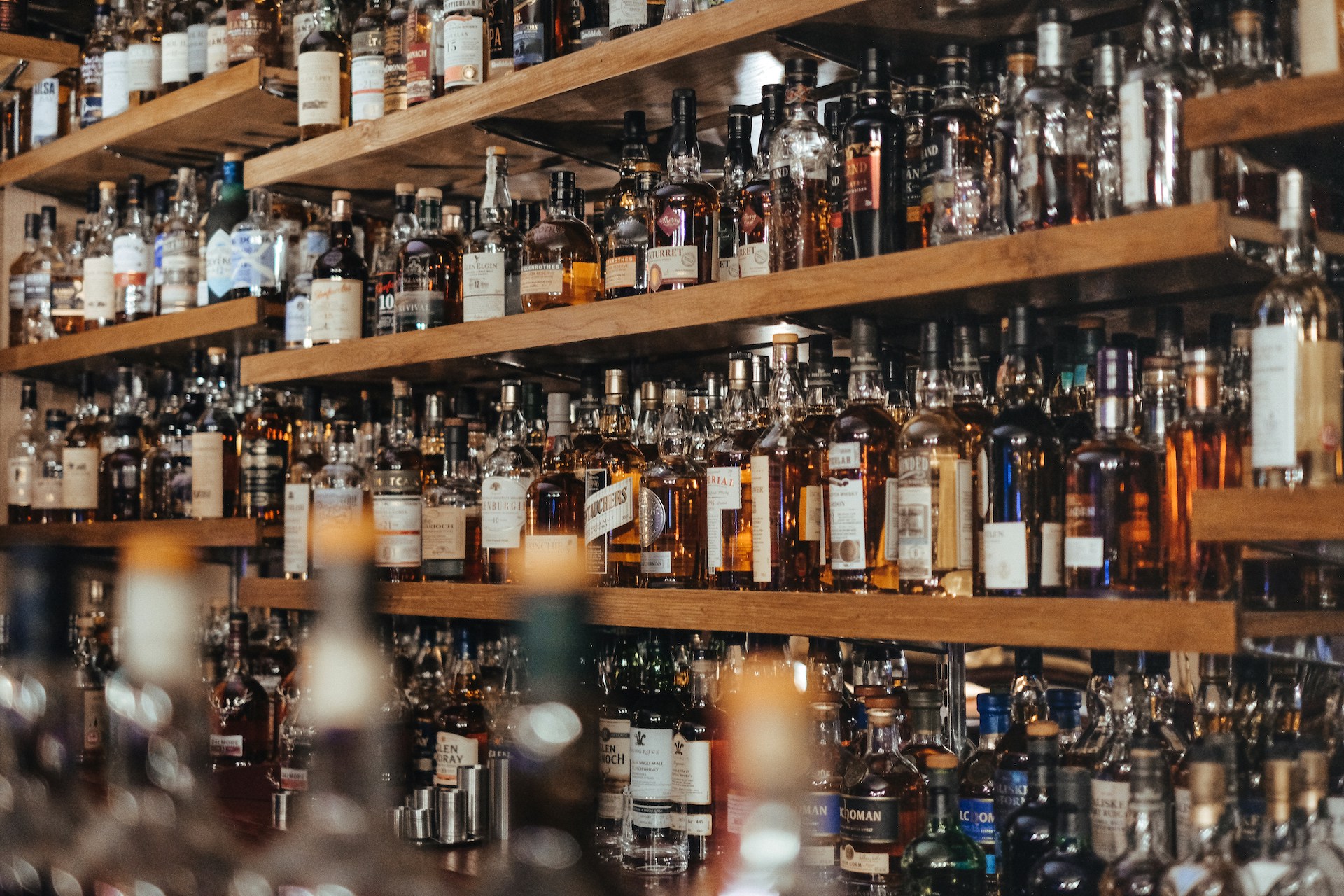 La commercialisation du brandy dans un monde de normes - Lucien Bernard